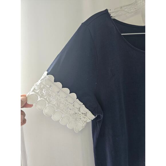 Lilly Pulitzer Hayes True Navy Short Lace Sleeves T-Shirt Dress Size large - Picture 3 of 8